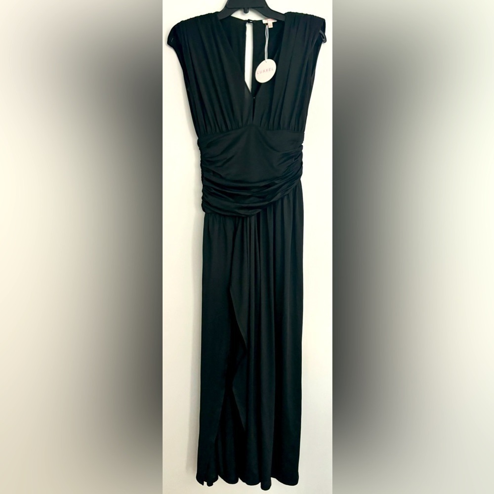 NWT Luxxel Ruched Side Slit Open Back Maxi Dress - Size Small - Picture 4 of 5